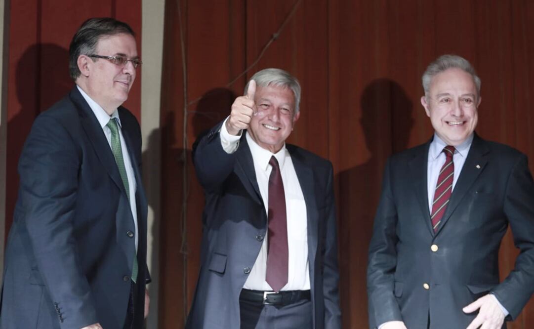 Marcelo Ebrard, AMLO y Héctor Vasconcelos. (FOTO: Alejandra Leyva. EL UNIVERSAL)