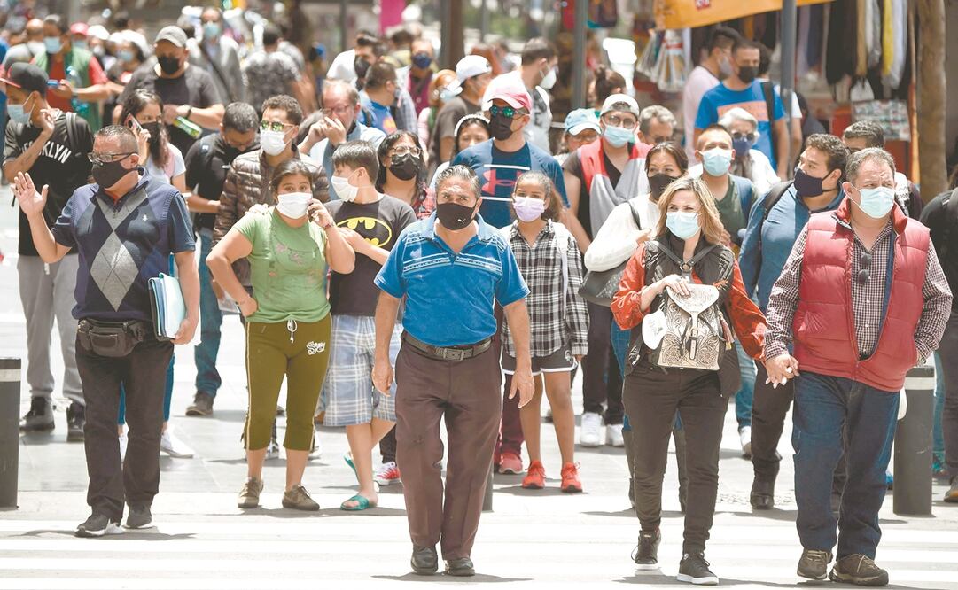 La Ciudad de México encabeza la lista de entidades con mayor número de casos activos, con 27 mil 577, explicó Salud.  Foto: AFP.