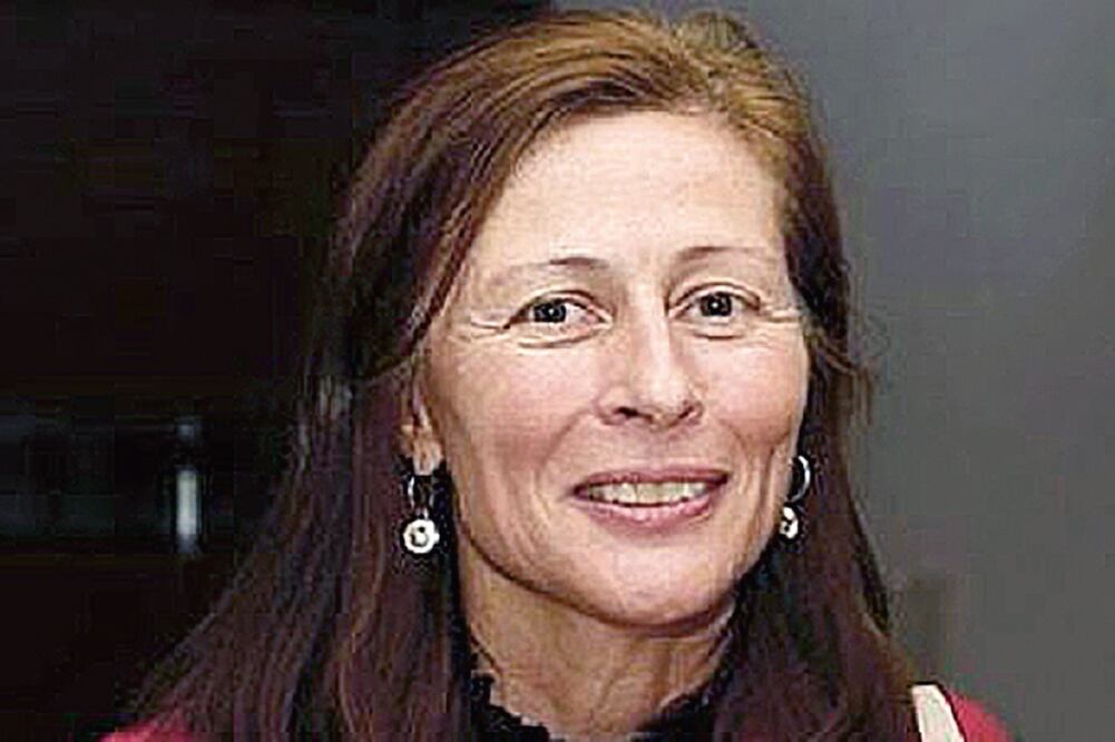 Cuestionan a Tatiana Clouthier por su honestidad
