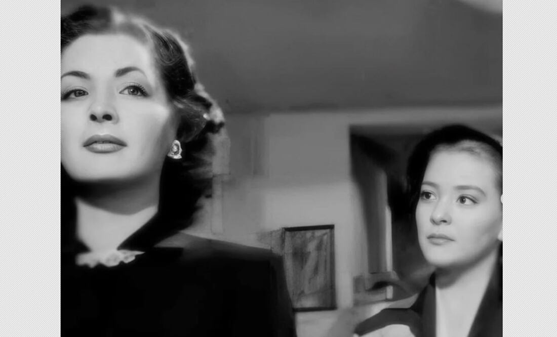 Elsa Aguirre y Silvia Pinal en "La estatua de carne", cinta de 1951.