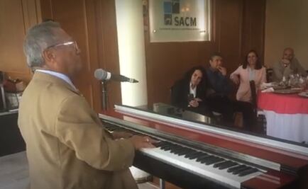 Armando Manzanero le canta “No sé tu” a Margarita Zavala 