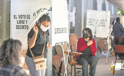 Guadiana y Mejía oficializan registro en Coahuila