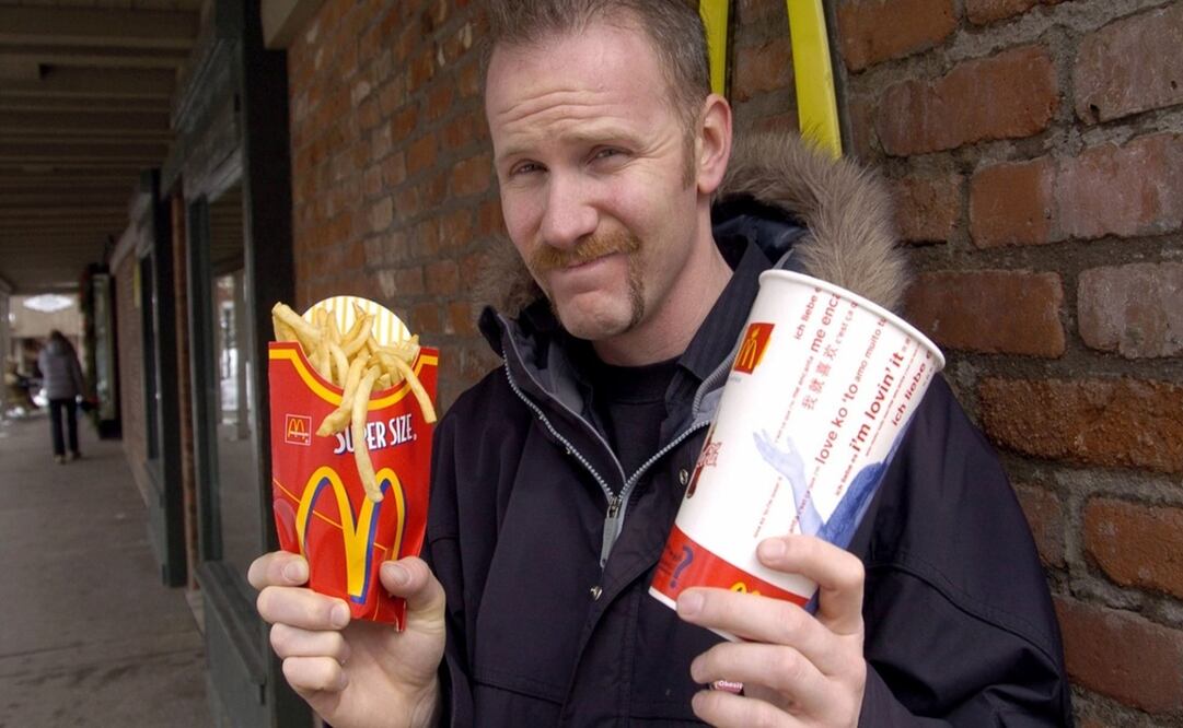 "Super Size Me" (Foto: Prime Video ). Es un documental escrito, producido, dirigido y protagonizado por Morgan Spurlock, quien durante un mes se alimentó exclusivamente con el menú que ofrece McDonald's, con lo cual no sólo quiso demostrar lo dañino que resulta este tipo de alimentación chatarra, también la influencia que tiene la industria de la comida rápida sobre los individuos para tener una mala alimentación, usando esto para su propio beneficio.
¿Dónde ver? Prime Video