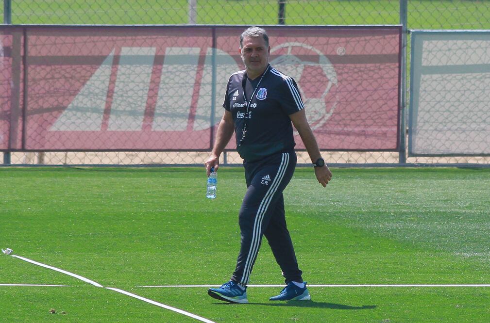 A limpiar de divos a la Selección