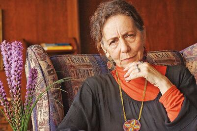 Confabulario le rinde un homenaje a Esther Seligson