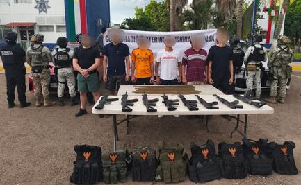 Detienen a ocho hombres armados durante operativo en fraccionamiento de Culiacán; hay 2 lesionados 