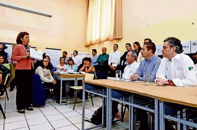 Otorgan 200 mdp para aulas dañadas por Earl 