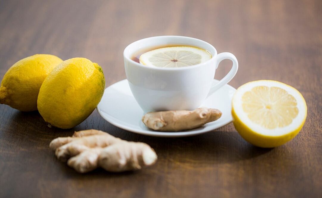 El exceso de jengibre con limón podría traernos efectos negativos. Foto: Freepik
