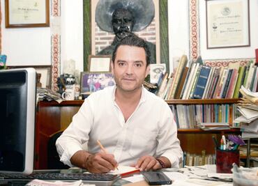 Recibe "Lobito" constancia de mayoría en Cuernavaca