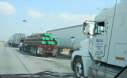 Criminal, mantener circulación de vehículos doble remolque: Senador