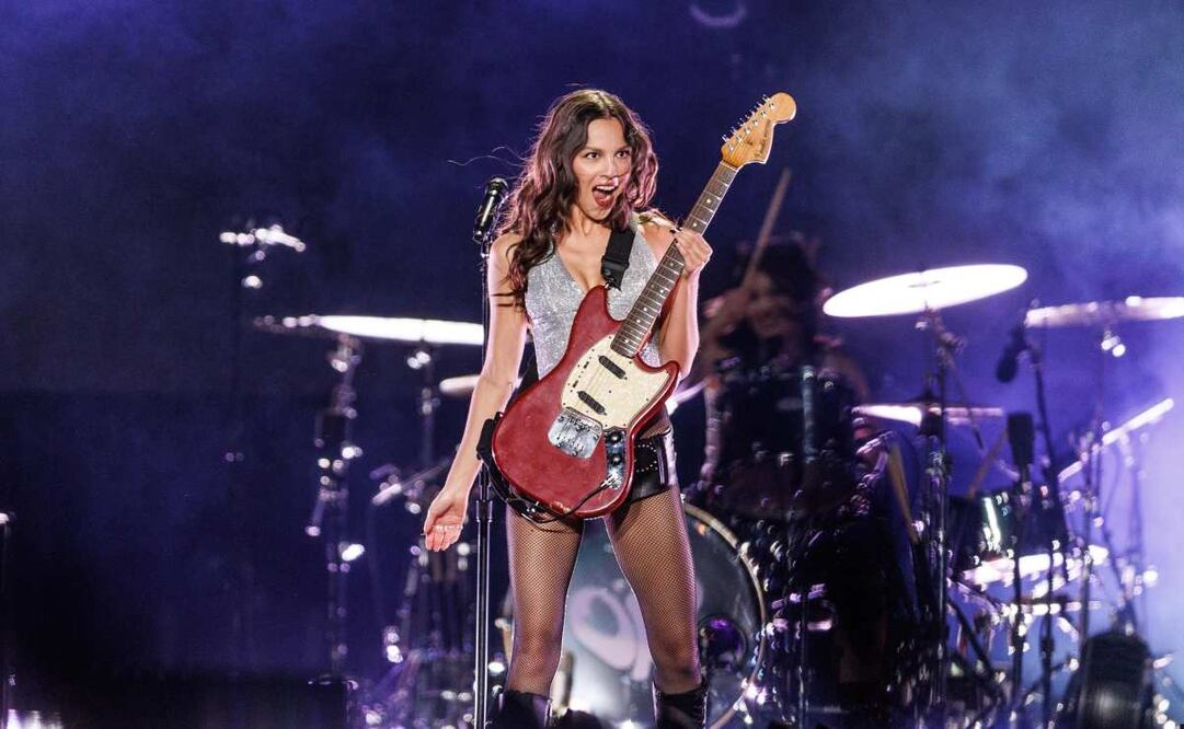 La estadounidense de 22 años hizo catarsis ante 68 mil almas, la mayoría generación Z, anoche en el Estadio GNP. (02/04/2025) Foto: Yaretzy M. Osnaya | El Universal