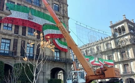 Instalan mosaicos luminosos en el Zócalo de la CDMX por 112 aniversario de la Revolución Mexicana