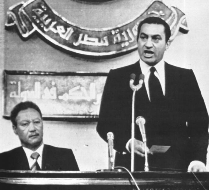 ¿Quién era Hosni Mubarak, el expresidente egipcio derrocado en la Primavera Árabe?