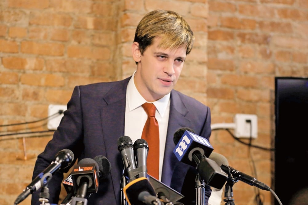 Milo Yiannopoulos se declaró ayer víctima de una “cínica cacería de brujas por parte de los medios” (LUCAS JACKSON. REUTERS)