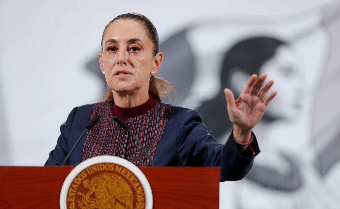 Claudia Sheinbaum en su conferencia matutina del 18 de noviembre de 2025. Foto: EFE/ Isaac Esquivel