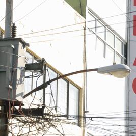 CRE aprueba acceso a postes de luz