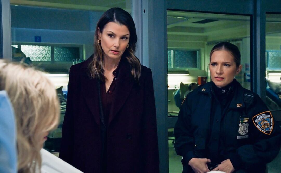 La actriz neoyorquina Bridget Moynahan (izquierda) en su papel de Erin Reagan, la fiscal de distrito asistente. (27/03/2025) Foto: Universal+