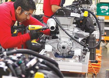 Bloqueos en Michoacán afectarían producción automotriz: AMIA