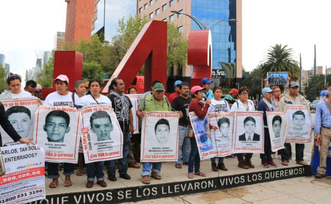 El 26 y 27 de septiembre de 2014 fue el ataque contra los estudiantes; son asesinadas 6 personas, al menos 40 son lesionadas y son desaparecidos 43 estudiantes. FOTO: @cencos