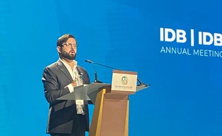 Gabriel Boric advierte que "el aislacionismo" no es la solución ante aranceles de Trump; inaugura asamblea anual del BID