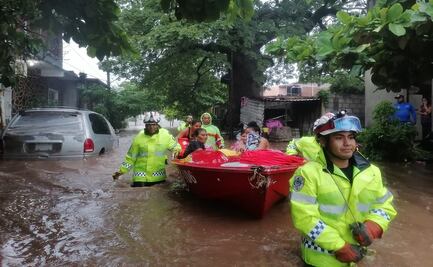 Inundaciones en Oaxaca: Evacuan a 2 mil personas de Juchitán tras desbordamiento del río Las Nutrias