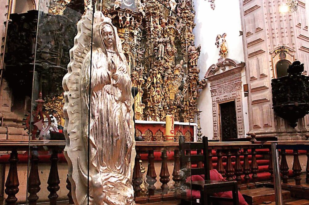 Su Santidad se levantará, tocará la efigie y hará una oración por la paz en Guerrero en la Sala Episcopal de la Catedral Metropolitana, comentó René Martínez Álvarez, quien es presidente de la asociación civil Sólo por Amor a Taxco (RENÉ MARTÍNEZ)