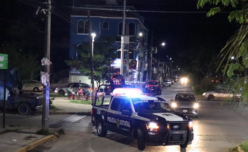 Operativo de la policía de Tabasco después de los hechos de violencia registrados por los festejos del triunfo de México contra Chequia. Foto: Especial