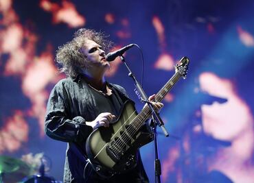 The Cure "eclipsa" el Foro Sol con su música melancólica y oscura