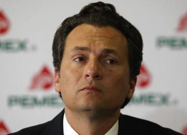 Mexican government blacklists former Pemex executive director