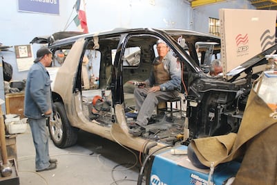 "Guberblindaje". Gastan 800 mdp en autos antibalas