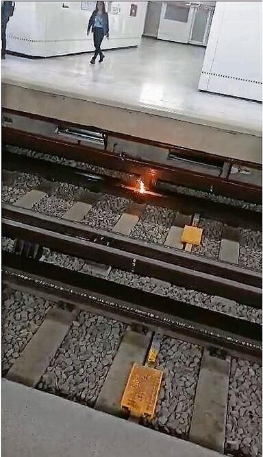 El STC informó que encontró un objeto metálico en las vías. Foto: Especial