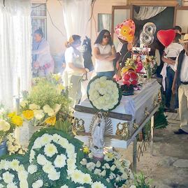 Dan último adiós a niña Giselle en Chimalhuacán