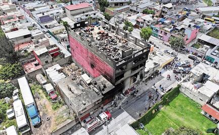 Revisarán 45 casas cercanas a fábrica clandestina de colchones incendiada en Ecatepec