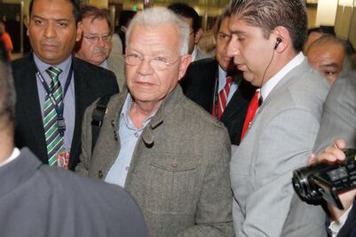 Juez federal concede amparo a Granier contra formal prisión