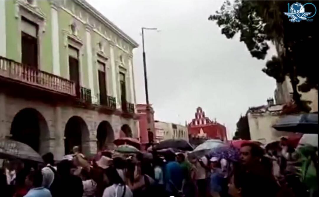 Pese a lluvia, protestan en contra de gasolinazo en Yucatán