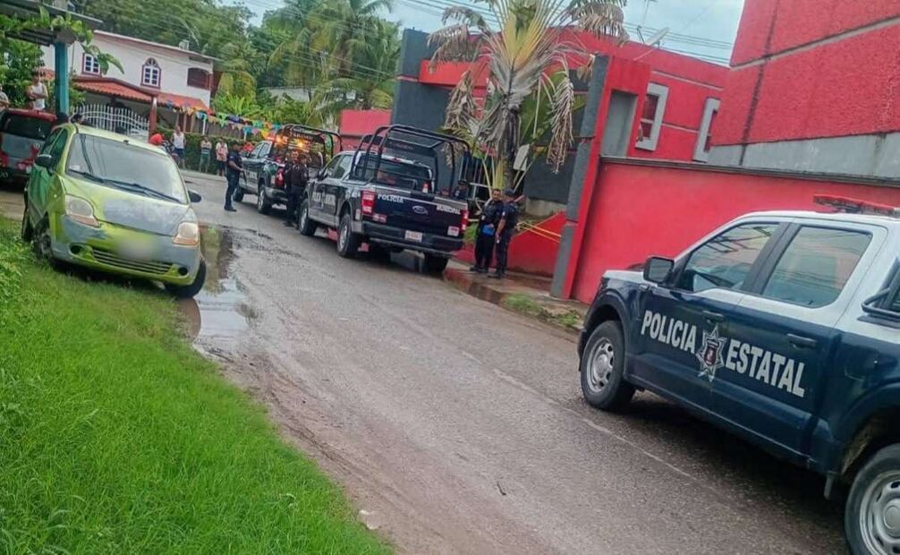 Elementos de seguridad acordonan la zona  (17/09/2025). Foto: Especial