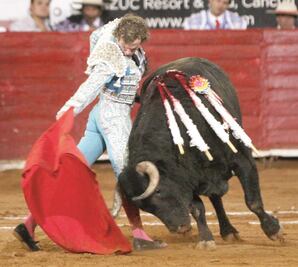 ‘El Payo’ obtiene dos merecidas orejas