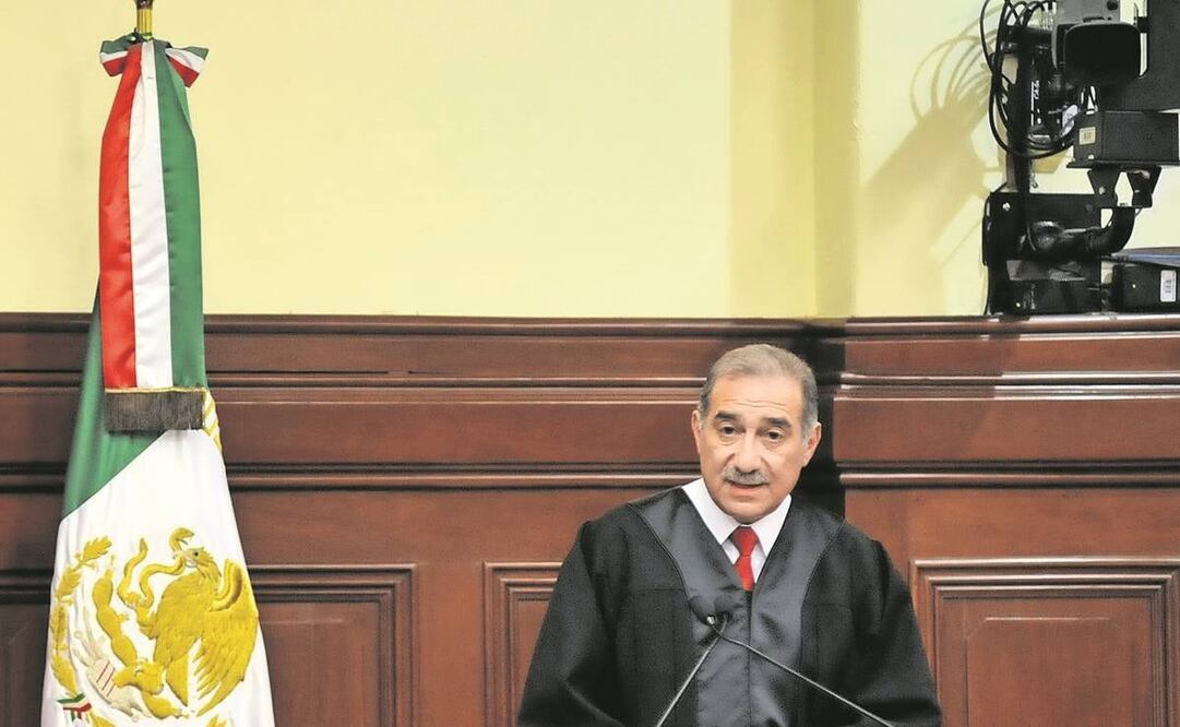 El ministro de la Suprema Corte de Justicia, Alberto Pérez Dayán, detiene la entrada en vigor de la primera parte del plan B de la reforma electoral, aprobada en diciembre.