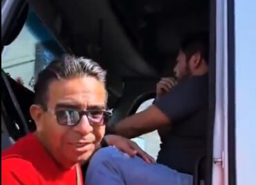 Trailero entra en crisis tras accidente en su trayecto de Monterrey a Mérida; "tengo miedo de perder mi trabajo", dice