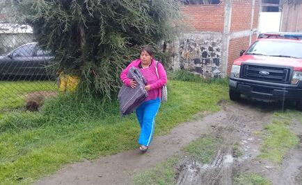 Tlalpan reparte cobijas y chamarras a población vulnerable