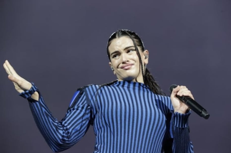 Rosalía revela el origen de su popular meme durante el Motomami Tour 2022