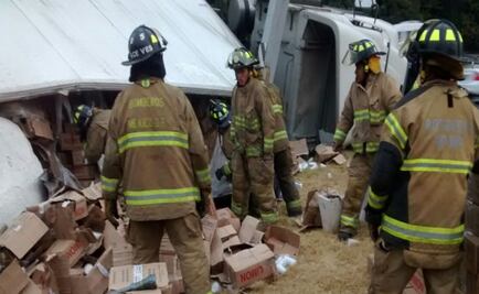 Reportan volcadura de tráiler en la México-Toluca