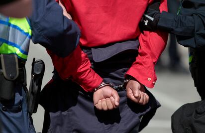 Hombre se hacía pasar por "enviado de Dios" para abusar de niños