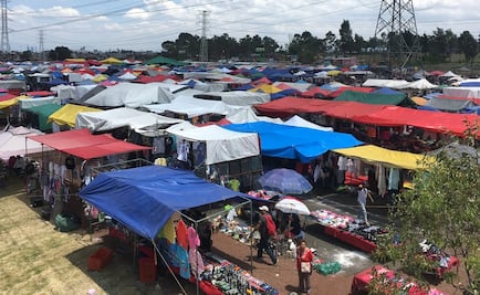 Armas, laptops y dispositivos intrauterinos, entre lo decomisado en tianguis de CDMX