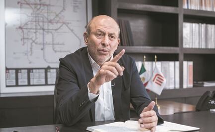 Calderón sigue al frente del Metro