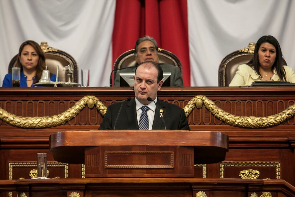 Comparecencia del procurador capitalino Rodolfo Ríos Garza ante la ALDF (YADIN XOLALPA. EL UNIVERSAL)