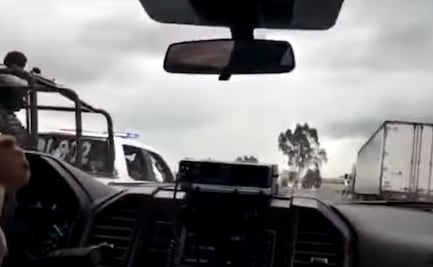¡Más de 30 disparos! Patrulla persigue tráiler robado desde Hidalgo hasta Tecámac