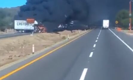 Reportan bloqueos carreteros tras captura de "El CR" en Tapalpa, Jalisco 