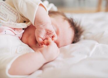 Bebés nacen libres de enfermedades hereditarias gracias a técnica con ADN de tres personas