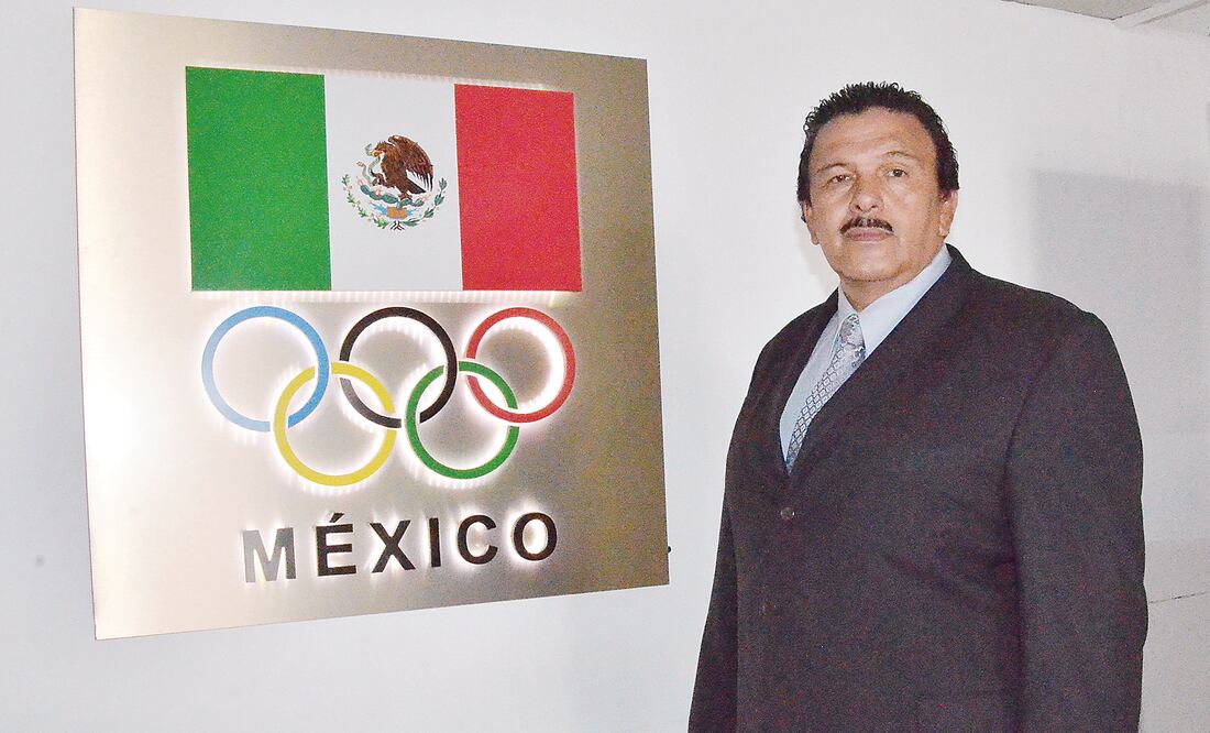 Guillermo Díaz quiere clasificar a JO al mayor número de luchadores posible (CORTESÍA COM)